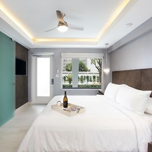 Deluxe Zimmer mit Kingsize-Bett